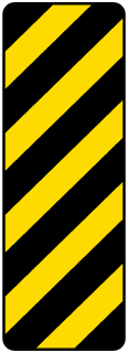 Yellow/Black Right Delineator Panel