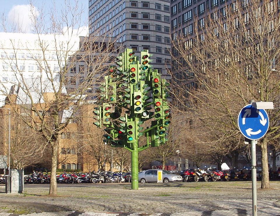 The Traffic Light Tree of London Safety Sign News