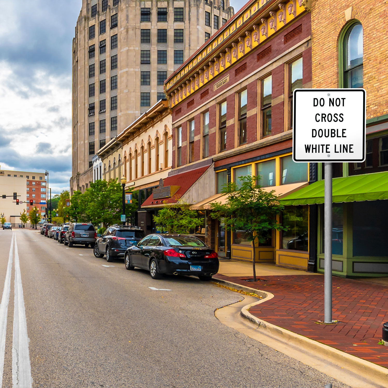 Texas Do Not Cross Double White Line Sign