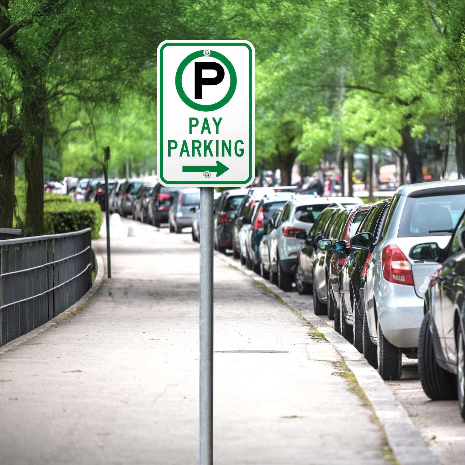 Pay Parking to the Right Sign