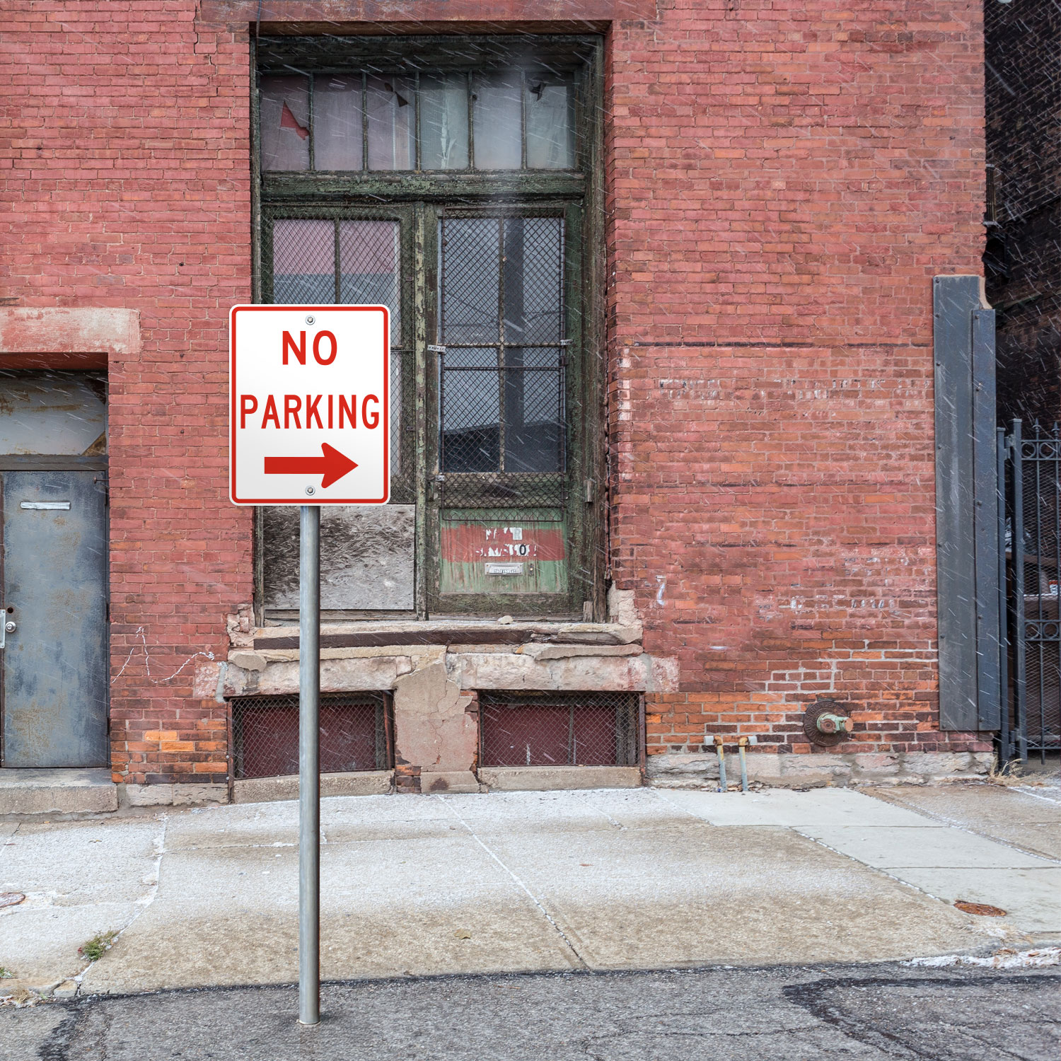 Texas No Parking to the Right Sign 