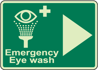 Emergency Eyewash (Right Arrow) Sign