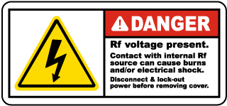 RF Voltage Present Disconnect Label
