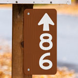 Brown Vertical 911 Address Sign with Arrow (1-Sided)